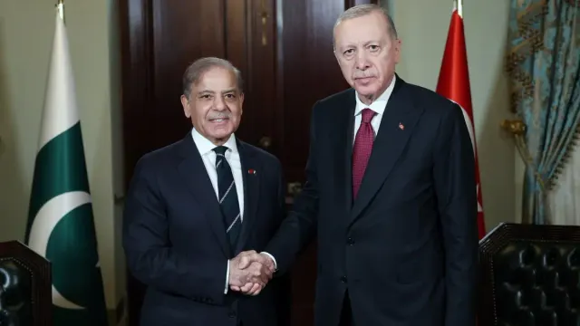 Şahbaz Şərif Ərdoğanla telefon danışığı aparıb