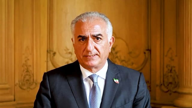 Tramp Rza Pəhləvinin hakimiyyətə gəlməsinə münasibət bildirib