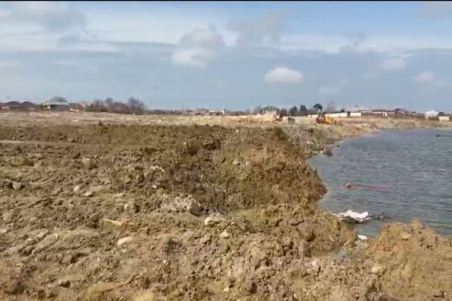 Sabunçu rayonunda gölün qanunsuz doldurulması faktı aşkar edilib