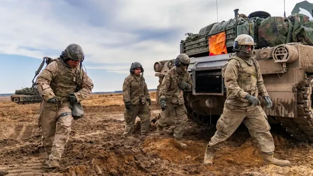 ABŞ rəsmisi: NATO-nun İrana qarşı əməliyyata qoşulması istisna deyil