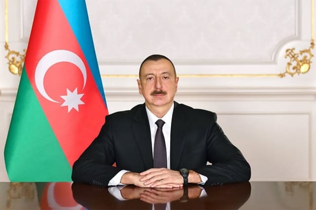 Albaniya Prezidenti İlham Əliyevə zəng edib