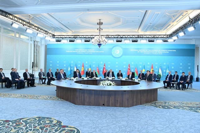 Ceyhun Bayramov TDT XİN Şurasının iclasında iştirak edib - YENİLƏNİB
