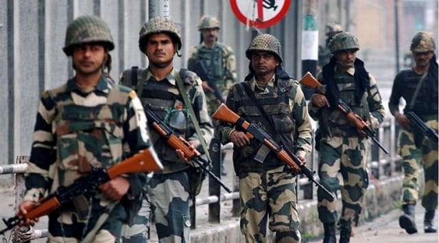 Pakistan 13 terrorçunu zərərsizləşdirib