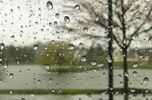Sabah Bakıda hava dəyişkən buludlu olacaq – gecə və səhər yağış ehtimalı var