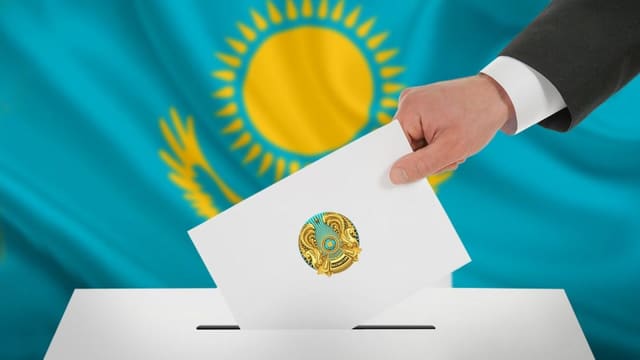 Qazaxıstanda referendumun ilkin nəticələri açıqlanıb