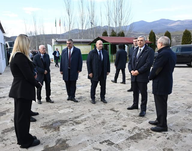 Xocavəndin Qırmızı Bazar qəsəbəsində yerləşən günəbaxan yağları zavoduna baxış keçirilib