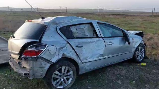 Hacıqabulda avtomobil aşıb, xəsarət alanlar var