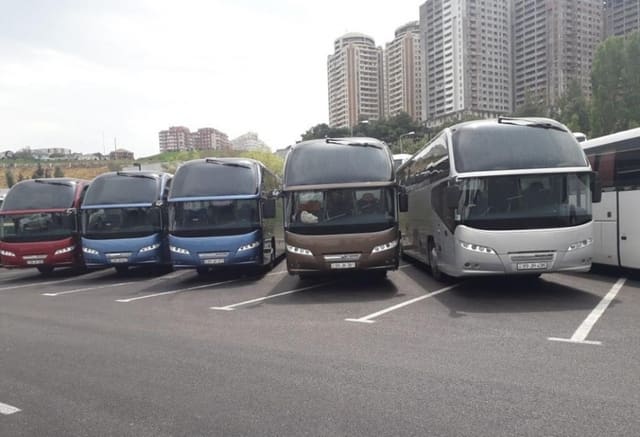 Ötən gün paytaxtdan bölgələrə rekord sayda sərnişin daşınıb