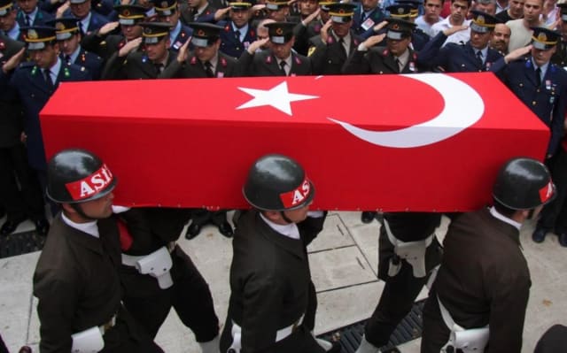 Türk əsgəri İranla sərhəd yaxınlığında həlak olub