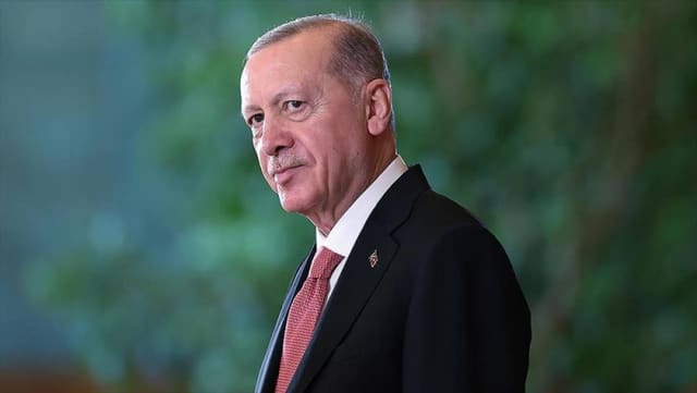 Ərdoğan: Vətəndaşların qiymət artımından minimum zərərlə çıxması üçün zəruri tədbirlər görülür