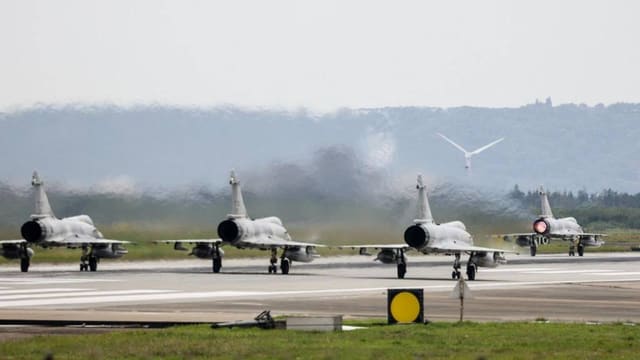 Tayvan yaxınlığında qırıcı dronlar yerləşdirilib