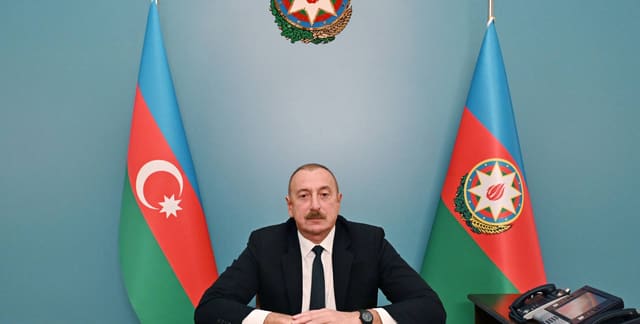 Prezident Cəmil Əliyevi təltif edib