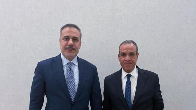 Hakan Fidan misirli həmkarı ilə görüşüb