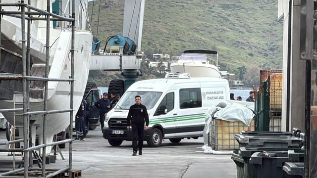 Bodrum sahillərində qanunsuz miqrantları daşıyan qayıq batıb, 11 nəfər ölüb
