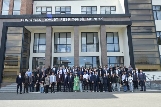 Lənkəran Dövlət Peşə Təhsil Mərkəzinə infotur təşkil olunub