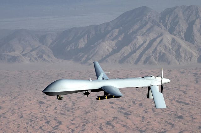 SEPAH İsfahan üzərində ABŞ-yə məxsus MQ-1 pilotsuz təyyarəsini  vurub