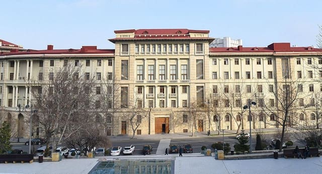 Yüksək ixtisaslı miqrant meyarları dəyişdirilib