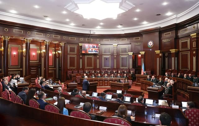 Ali Məhkəmə Plenumunun növbəti iclası olub