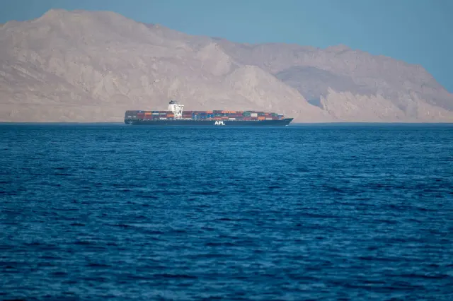 Reuters: İran Hörmüz boğazını 9 -10 apreldə aça bilər