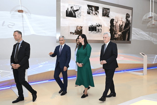 Litvanın Baş naziri İnqa Ruqiniene Heydər Əliyev Mərkəzində olub
