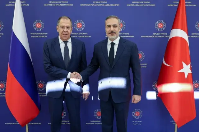  Hakan Fidan rusiyalı həmkarı ilə İran ətrafındakı vəziyyəti müzakirə edib