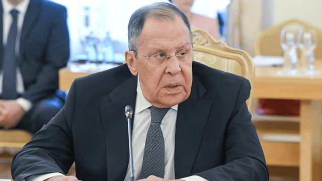 Sergey Lavrov Çinə səfərə gəlib