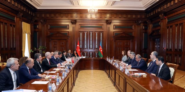 Türkiyə Ali Məhkəməsinin nümayəndə heyəti ilə görüş keçirilib