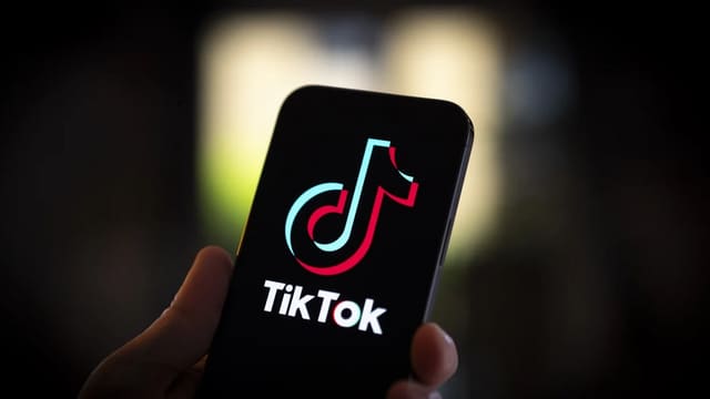 "TikTok" İndoneziya istifadəçiləri üçün yaş həddini 16-ya qaldırıb