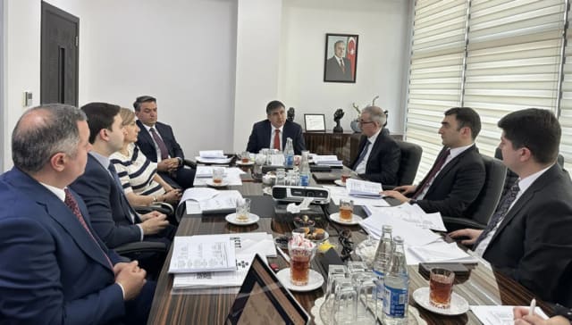 Hüquqi Ekspertiza və Qanunvericilik Təşəbbüsləri Mərkəzi Müşahidə Şurasının iclası keçirilib
