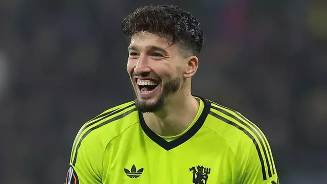 "Beşiktaş" "Mançester Yunayted"in qapıçısını istəyir 
