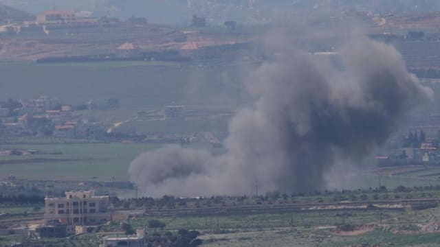 İsrail ordusu atəşkəsi pozaraq Livanı bombalayıb