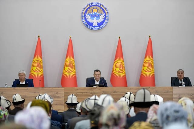 Qırğızıstanda vilayətlər və rayonlar ləğv ediləcək