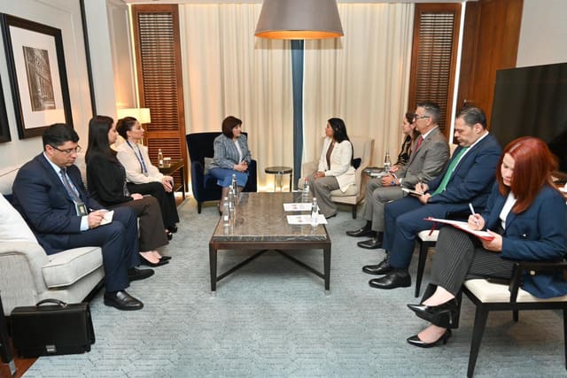 Sahibə Qafarova Venesuela Parlamentinin vitse-spikeri ilə görüşüb