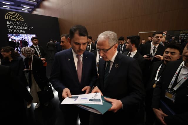 Muxtar Babayev COP31-in Prezidenti ilə görüşüb