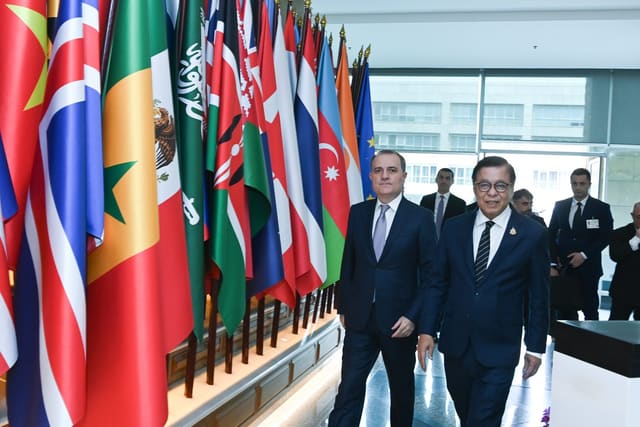 Azərbaycan və Tailand XİN rəhbərlərinin Banqkokda görüşü keçirilib - YENİLƏNİB