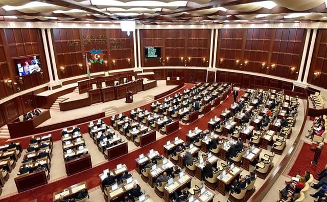 Milli Məclisin yaz sessiyası çərçivəsində növbəti iclası keçirilir