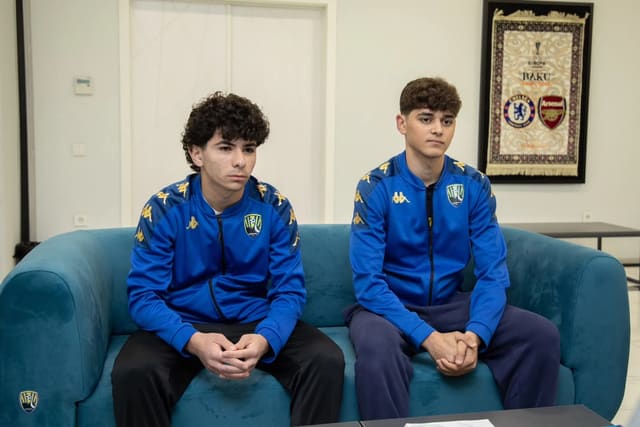 "Kəpəz" akademiyasının iki futbolçusu ilə müqavilə imzaladı