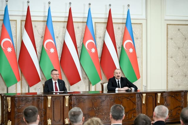 İlham Əliyev və Latviya Prezidenti Edqars Rinkeviçsin görüşünə dair paylaşım edilib