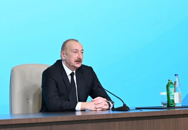 Azərbaycan Prezidenti: Son iyirmi ildə iqtisadiyyatımıza 350 milyard ABŞ dollarından çox investisiya qoyulub