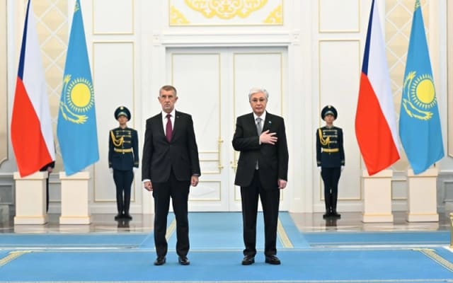 Çexiyanın Baş naziri Qazaxıstanda səfərdədir