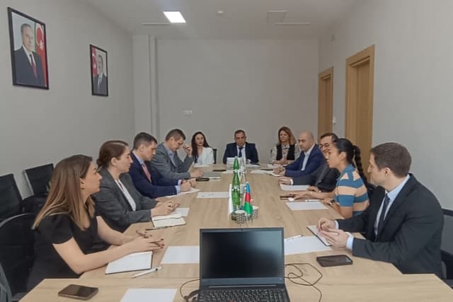 Bakıda Azərbaycan və FAO rəsmilərinin görüşü keçirilib