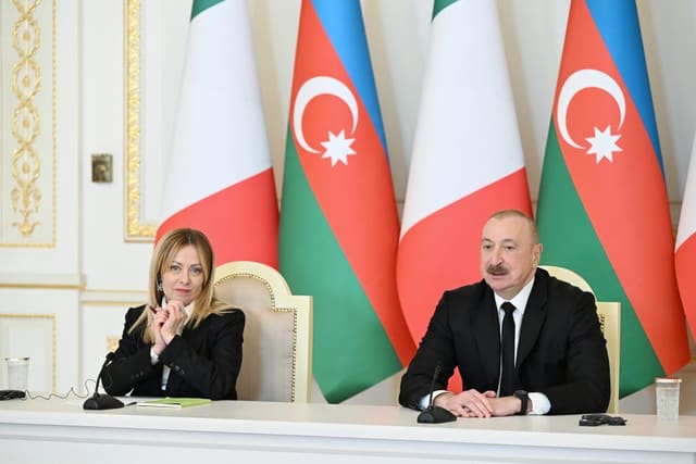 Ciorcia Meloninin Azərbaycana səfəri başa çatıb