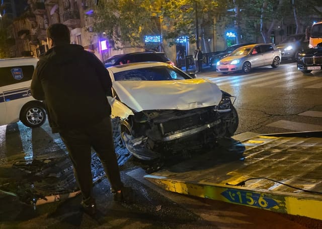 Bakıda zəncirvari qəza baş verib - FOTOLAR