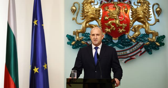 Rumen Radev Bolqarıstanın Baş naziri seçilib  