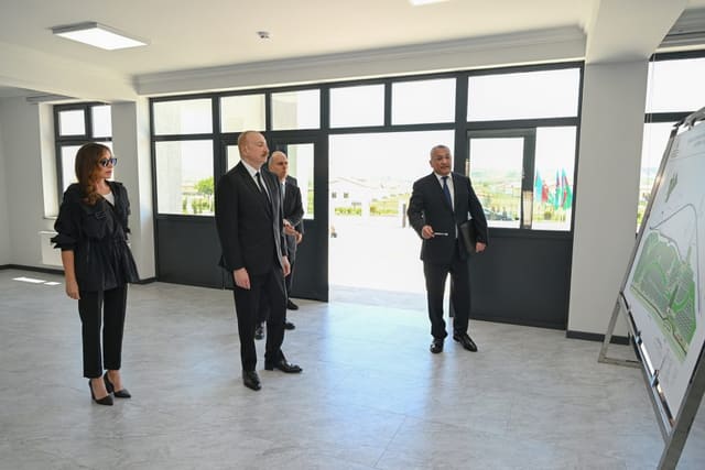 İlham Əliyev Cəbrayıl rayonunun Şükürbəyli kəndinin açılışında iştirak edib
