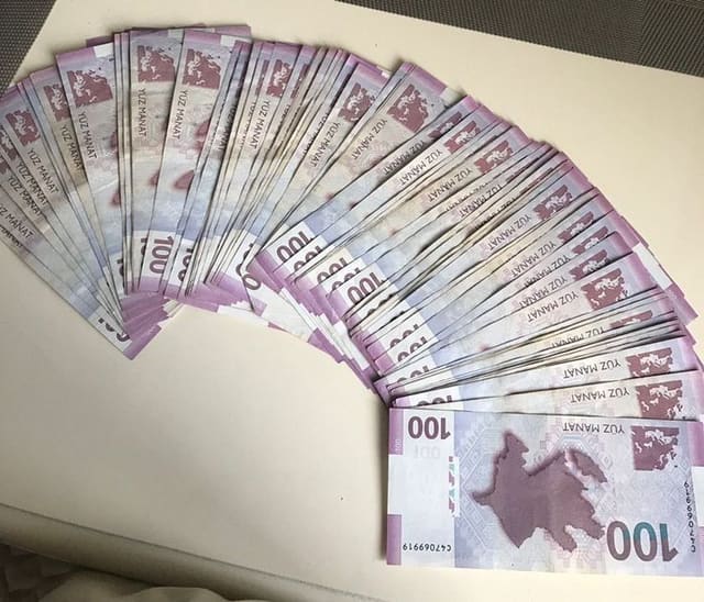 Azərbaycanın xarici dövlət borcu 8 %-ə yaxın azalıb