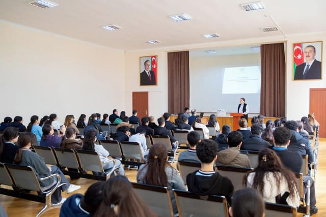 “Təhsildə sosial iş” xidməti çərçivəsində 460 uşağın dərsə davamiyyəti bərpa edilib