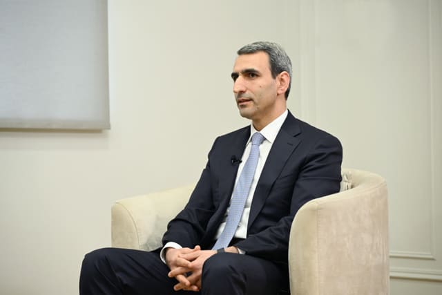 ADY sədri: Yeni qatar marşrutları ilə gündəlik sərnişin sayı 200 minə çatacaq