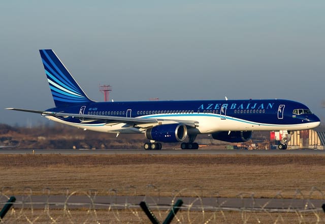 AZAL İslamabad istiqamətində uçuşların tezliyini artırıb