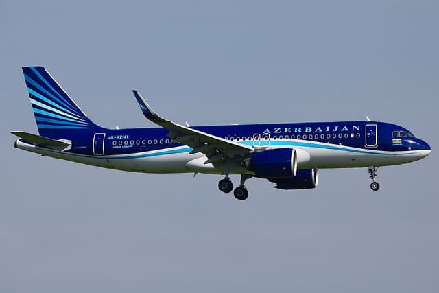 AZAL Naxçıvan reyslərini bərpa edib